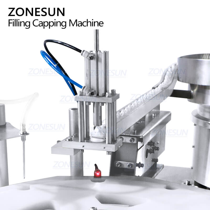 cap placing structure of monoblock filling capping machine for liquid